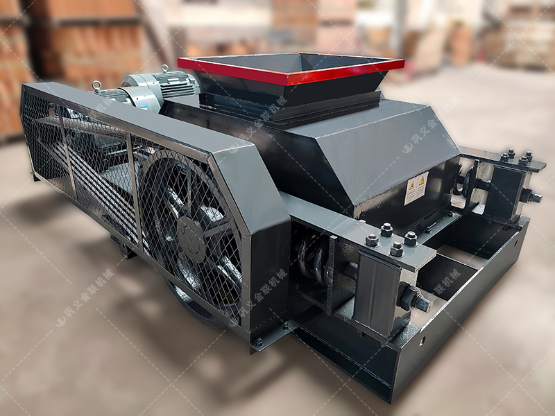 建筑垃圾處理為何首先選擇雙齒輥破碎機(jī)？這3個優(yōu)勢太明顯！